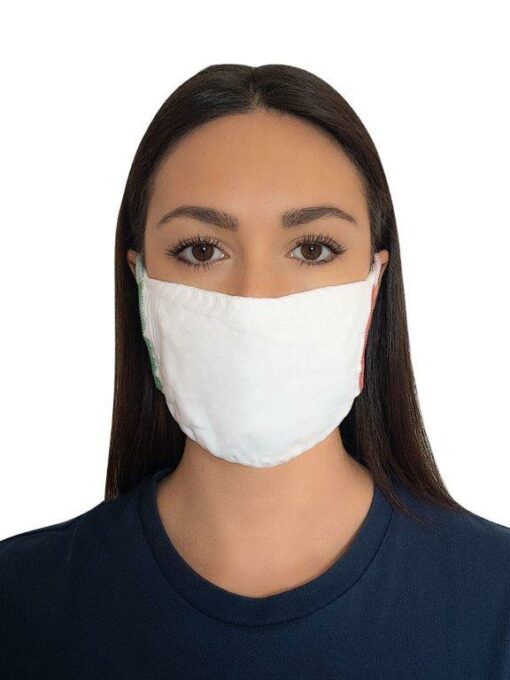 Mund- und Nasenmaske als Schutz während der Coronavirus-Pandemie