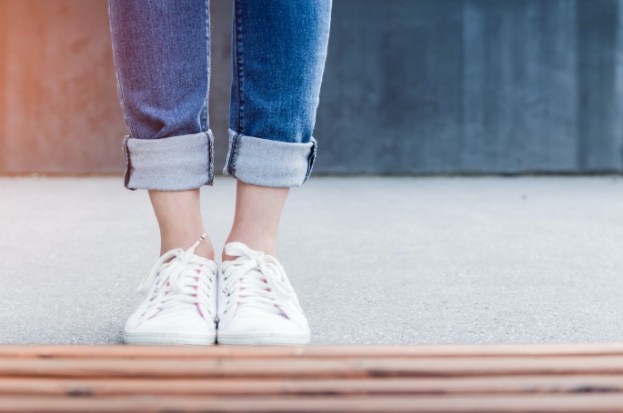 Turnschuhe sollten Platz bieten und eine angemessene Dämpfung