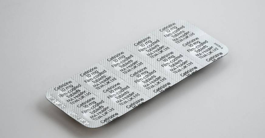 Viele Allergiker nutzen Antihistamin-Tabletten, um die Symptome zu mildern.